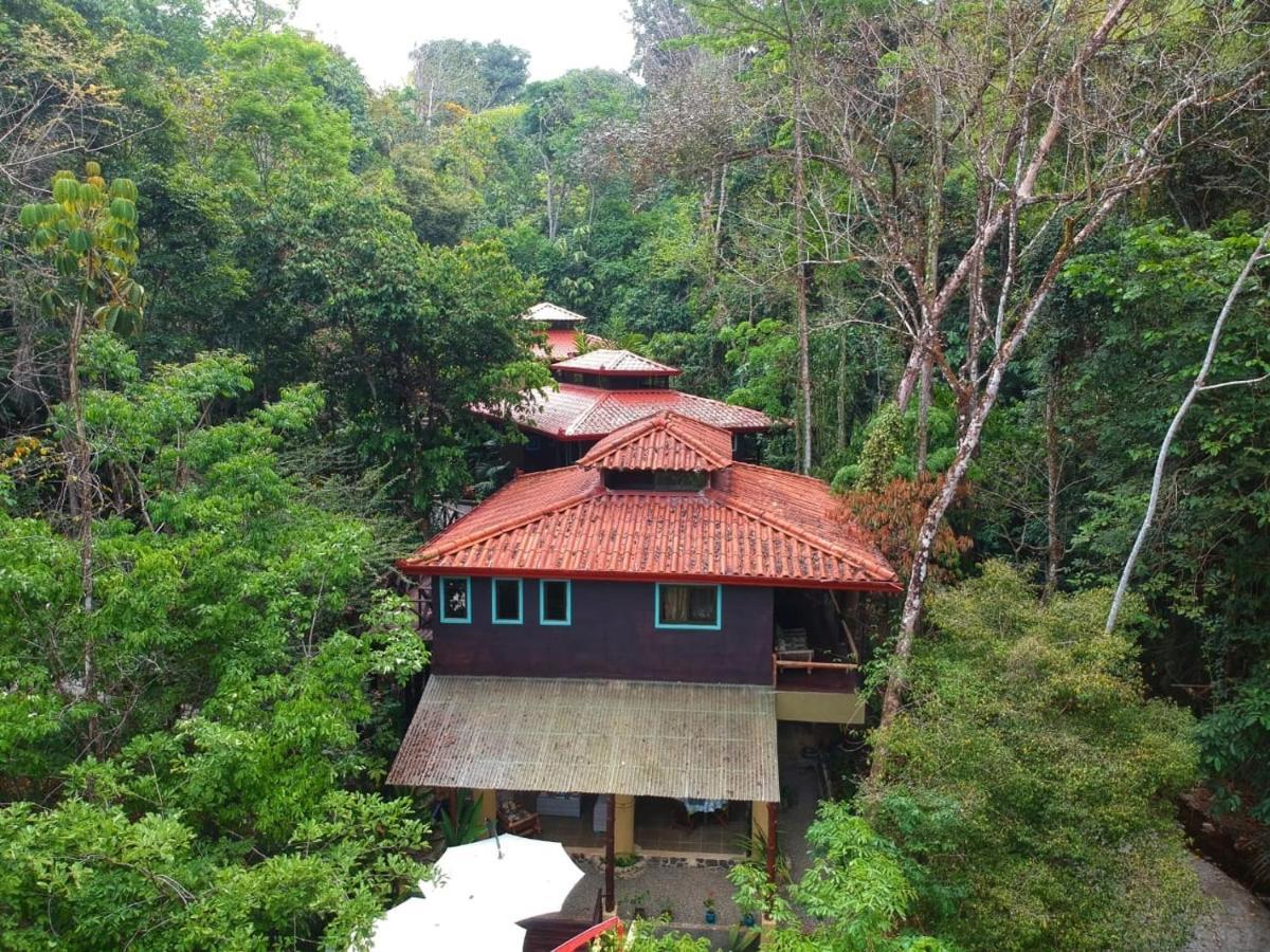 Waterfall Villas Baru Экстерьер фото